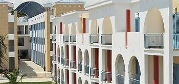 Szálloda Toccacielo Village 4*