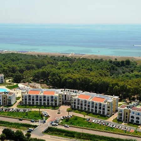 Toccacielo Village Szálloda