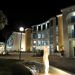 Hotel Toccacielo Village 4*