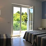 Toccacielo Village 4*