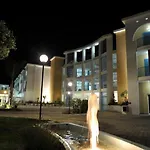 Toccacielo Village 4*