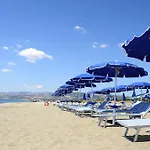 Hotel Toccacielo Village