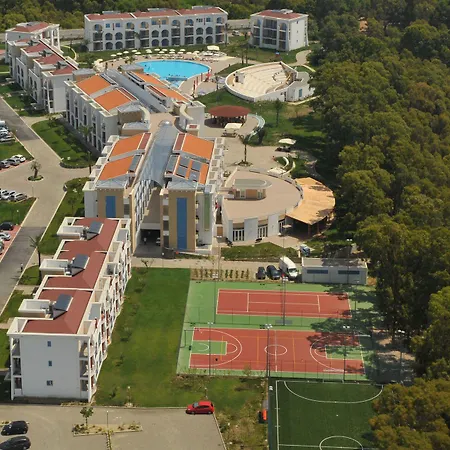 Toccacielo Village نوفا سيري مارينا