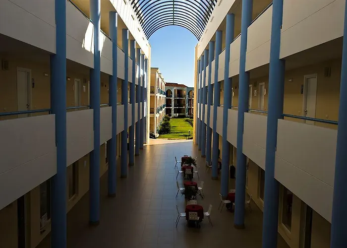 Toccacielo Village 4*