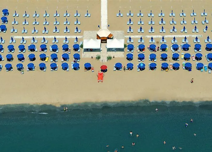 Toccacielo Village Hotel