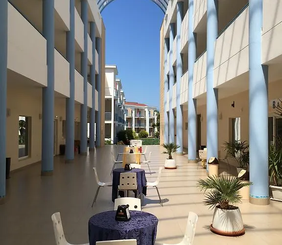 Toccacielo Village Hotel 4*